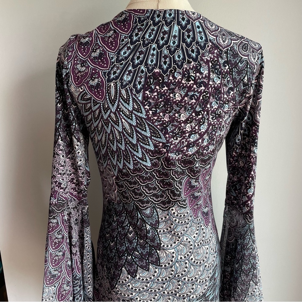 Cleo Paisley Bell Sleeve Dress Sz XS Feminine Peacock Below Knee Pretty Classy - Picture 10 of 15